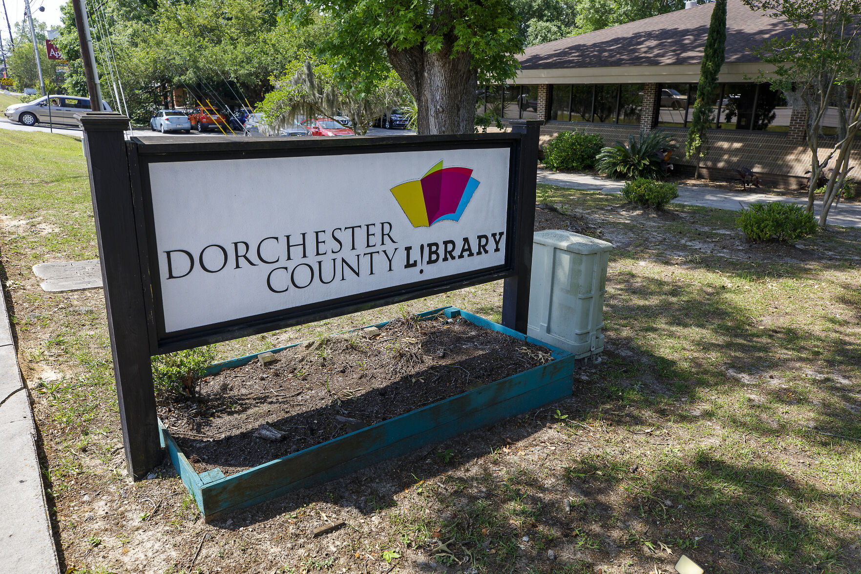 library sign.jpg